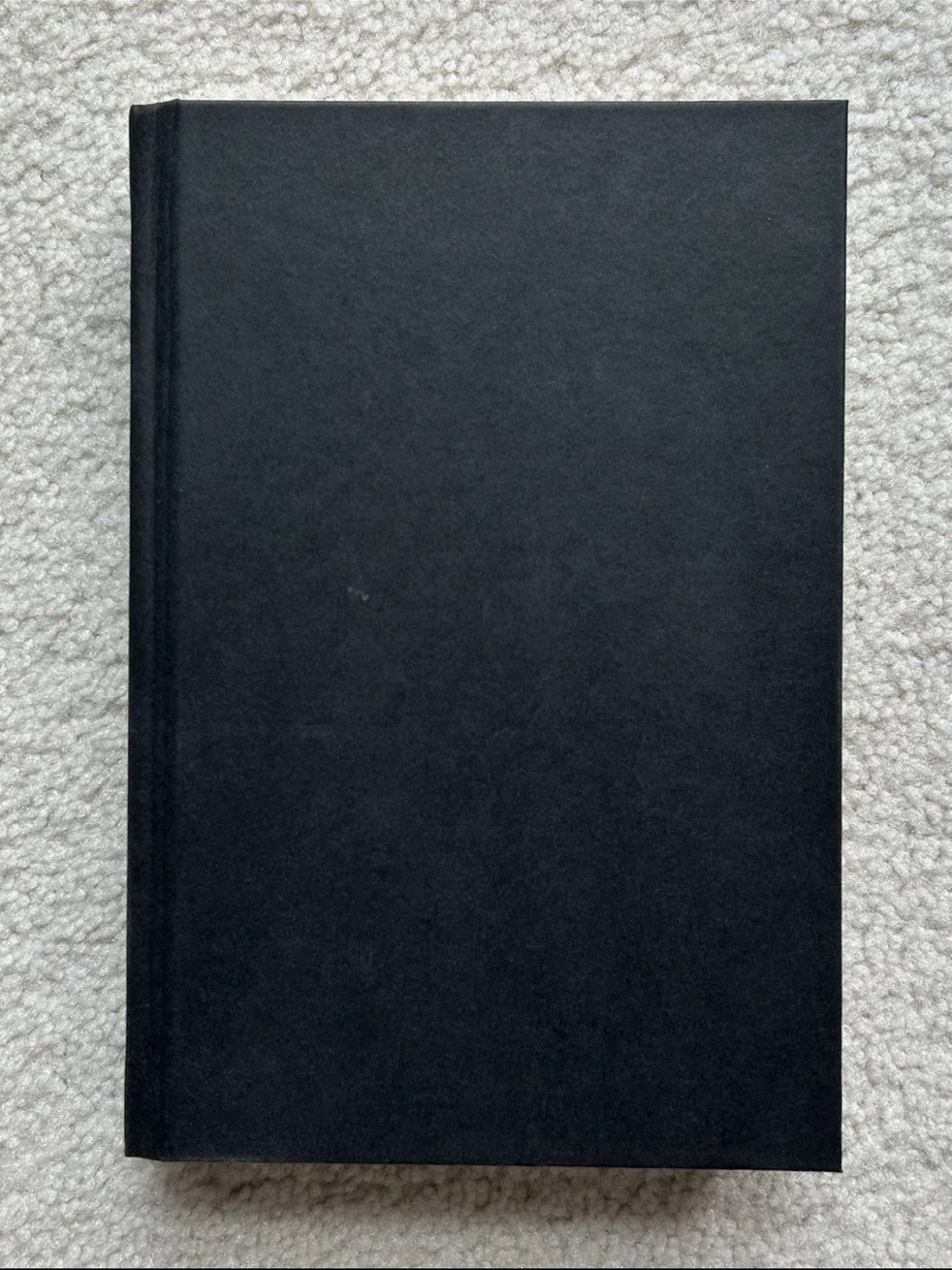One of Us is Lying - Hardcovers - Picture 11 of 14